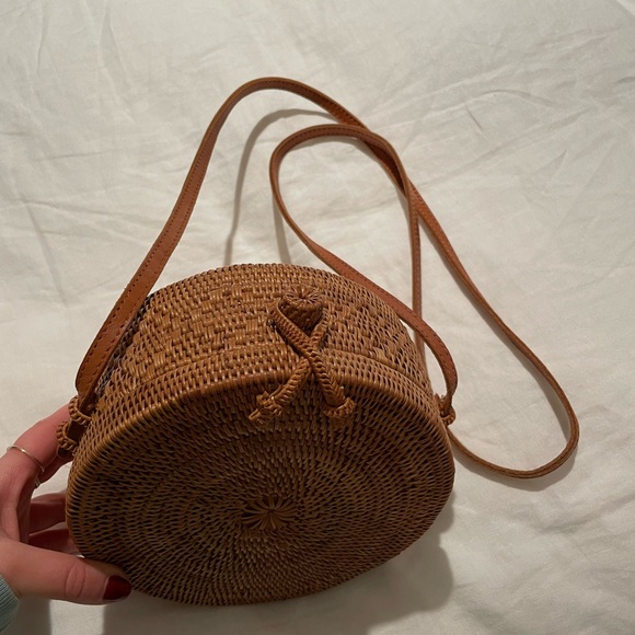 Straw Crossbody Bag - Picture 2 of 3